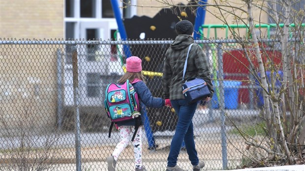 Plomb dans l'eau: « l'ensemble des écoles du Québec est sécurisé »