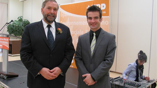 Le député de Chambly-Borduas Matthew Dubé appuie Thomas Mulcair