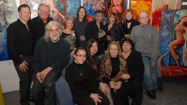 Vernissage carnavalesque à la galerie Toroy