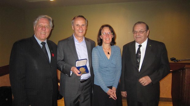 Saint-Jean Baptiste : le directeur général Denis Meunier honoré