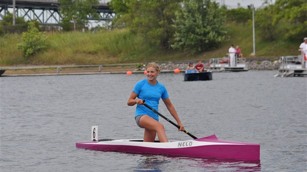 Sarah-Jane Caumartin devient championne québécoise en canoë de vitesse