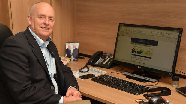 Temps plein pour le maire de Mont-Saint-Hilaire