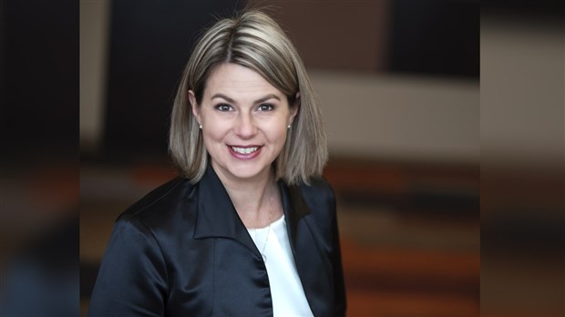 La candidate du PLC, Karine Desjardins, endosse le crédit d'impôt relatif à une SCRT