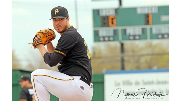François Lafrenière est le premier récipiendaire du titre de joueur de la semaine Louisville Slugger