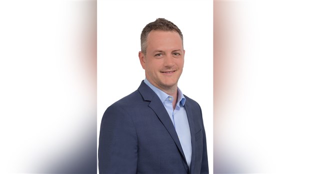 Stéphane Laroche se positionne pour une meilleure conciliation travail-famille