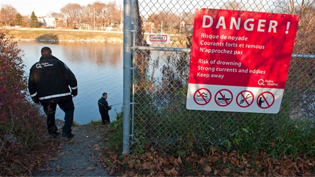 Hydro-Québec invite la population à la prudence sur le fleuve Saint-Laurent