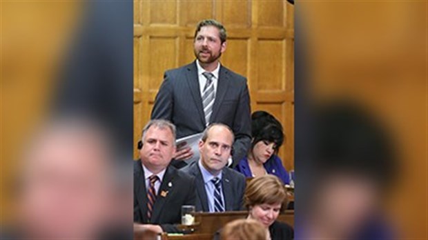 Érosion des berges : les riverains ne recevront pas de réponse de Marc Garneau
