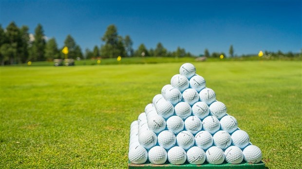 Deux jeunes golfeurs de la région reçoivent 5 000$ en bourses 