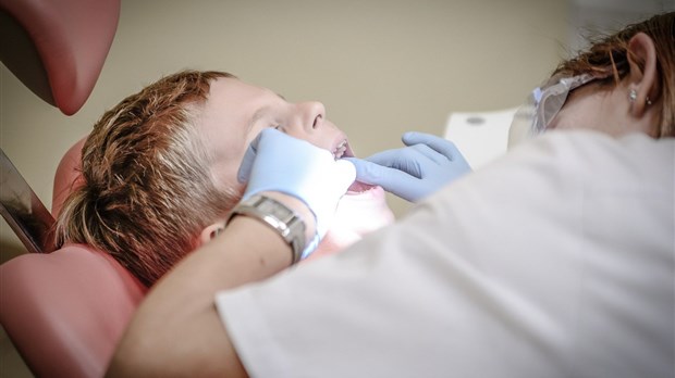 COVID-19 : les dentistes reportent tous les rendez-vous non urgents 