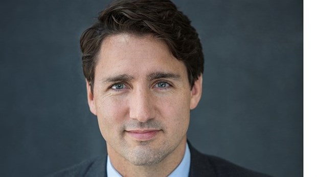 Le fédéral aide les entreprises canadiennes mobilisées pour équiper et durcit le ton à la frontière