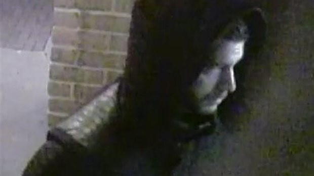 Trois suspects recherchés pour introduction par effraction à St-Hyacinthe