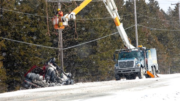 Accident mortel en Beauce: l'identité du camionneur est rendue publique