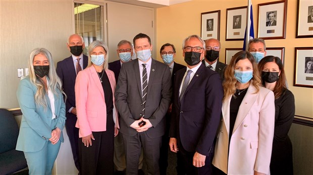 L’Association du transport urbain du Québec rencontre les parlementaires à l’Assemblée nationale 