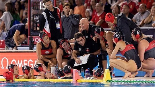 Un troisième quart qui coule l’équipe canadienne féminine de water-polo