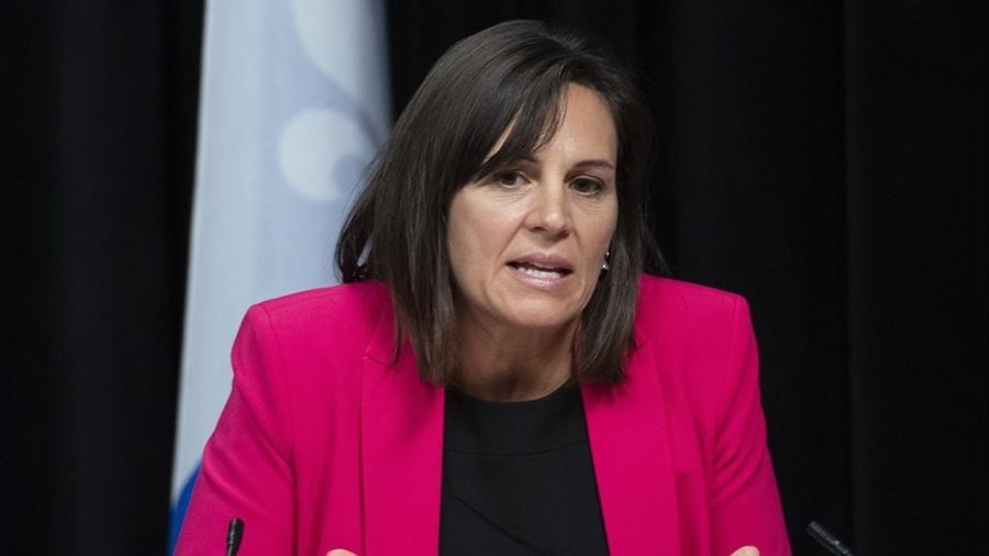 LHJMQ: la ministre Isabelle Charest reste prudente sur le rapport