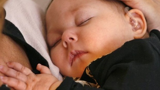 Un fœtus peut se familiariser avec une langue étrangère dans le ventre de sa mère