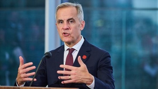 Carney ferme la porte à modifier son budget malgré le vote de confiance à venir