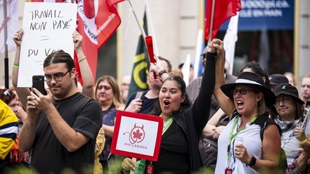 Une entente de principe conclue entre Air Canada et ses agents de bord