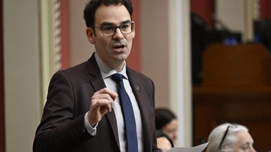 Motion contre un pipeline qui traverserait le Québec: les partis se positionnent