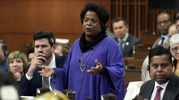 Ottawa investit plus de 41 millions $ dans la recherche sur le cancer